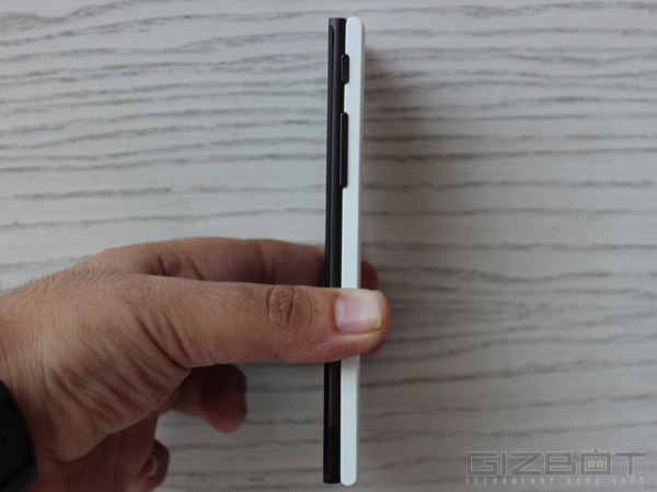 Jolla Smartphone First Look: Steals the Show Without Much Gimmicks