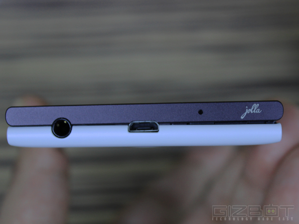Jolla Smartphone First Look: Steals the Show Without Much Gimmicks