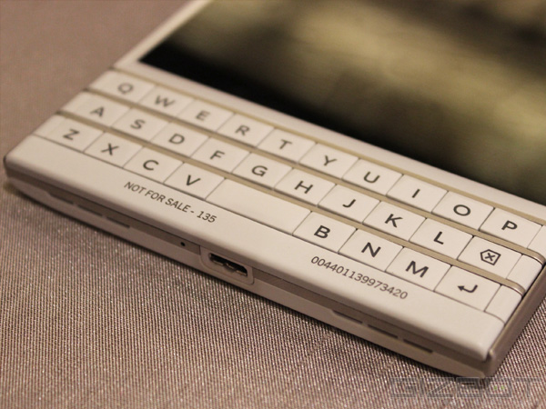 BlackBerry Passport First Look: Strictly For BlackBerry Loyalists BlackBerry Passport First Look: Strictly For BlackBerry Loyalists