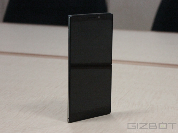 Lenovo Vibe Z2 Pro Hands On and First Look: A Monster in Every Aspect