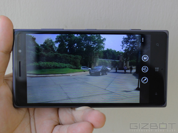 Nokia Lumia 830 First Look: A New Camera Smartphone On the Block