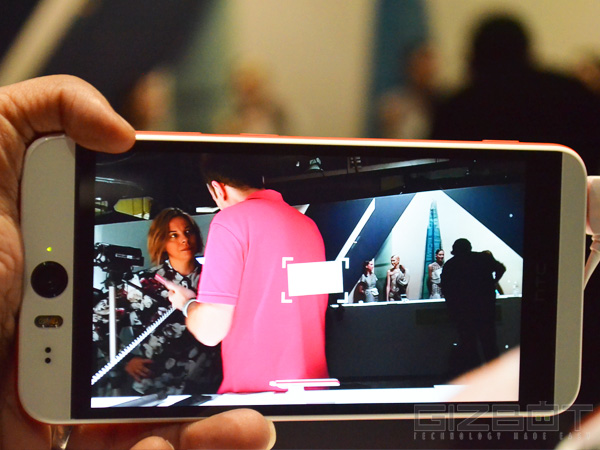 HTC Desire Eye First Look: Super Powered Selfie Smartphone 
