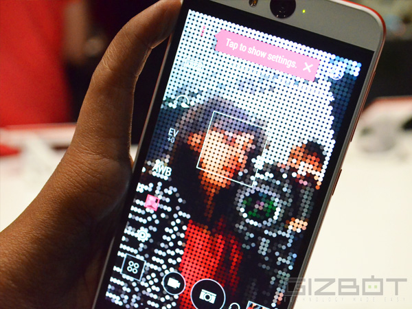 HTC Desire Eye First Look: Super Powered Selfie Smartphone 
