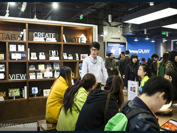 Samsung Galaxy Lifestyle Store is Now Open [PICS]