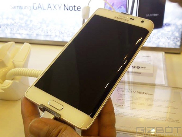 Samsung Galaxy Note Edge First Look: Ahead of the Curve and Classy