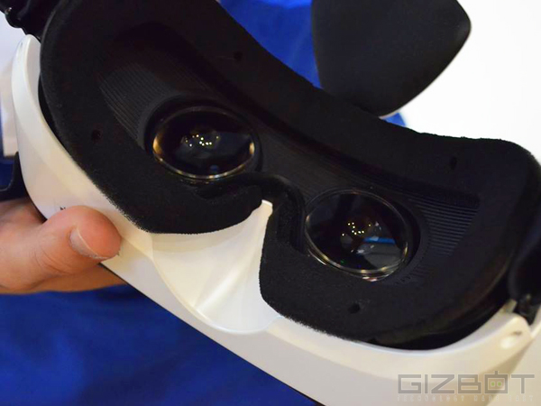 Samsung Gear VR Headset ‘Innovator Edition’ First Look
