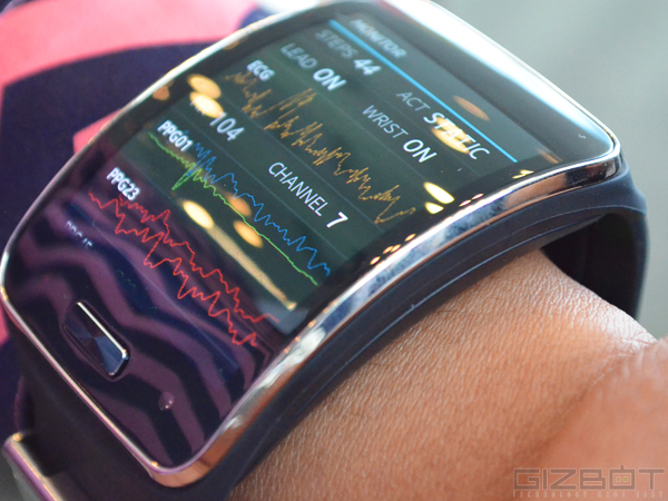 Samsung Simband First Look: Welcome to the Future of Wearables