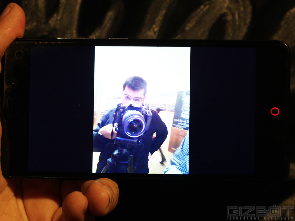 ZTE Nubia Z7 Mini First Look