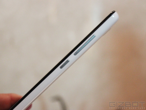 Xiaomi Redmi Note First Look: A Premium Phablet On A Budget