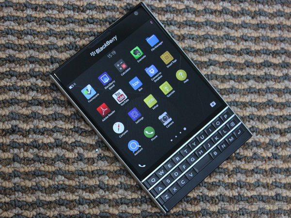 BlackBerry Passport Review: A Smartphone That Could Alter BlackBerry
