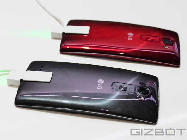 LG G Flex 2 First Look: The Most Powerful Curved Smartphone