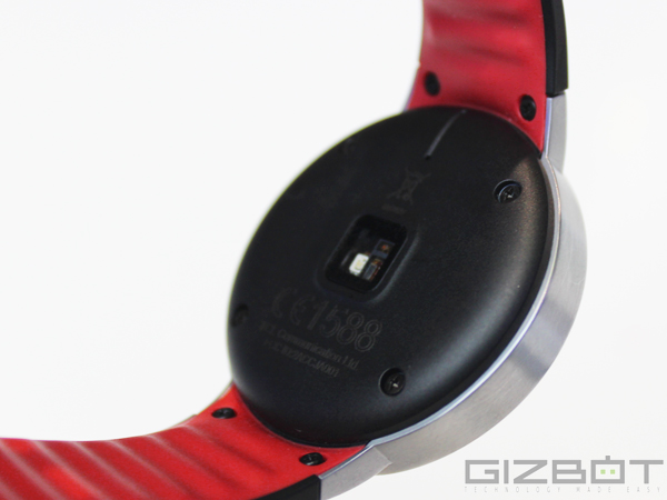 The New Smartwatch by Alcatel is a Cheaper Moto 360