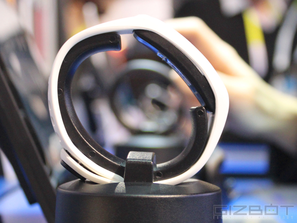 CES 2015: Garmin Vivoactive, Epix and Fenix 3 Smartwatch Announced