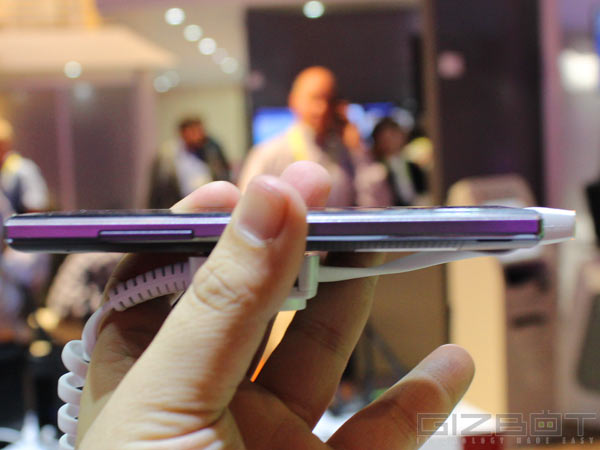 Sharp Aquos Crystal First Look