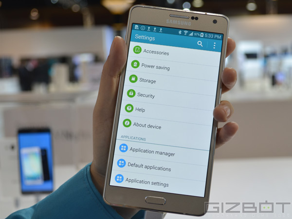 Samsung Galaxy A7 First Look: All Metal and Classy!
