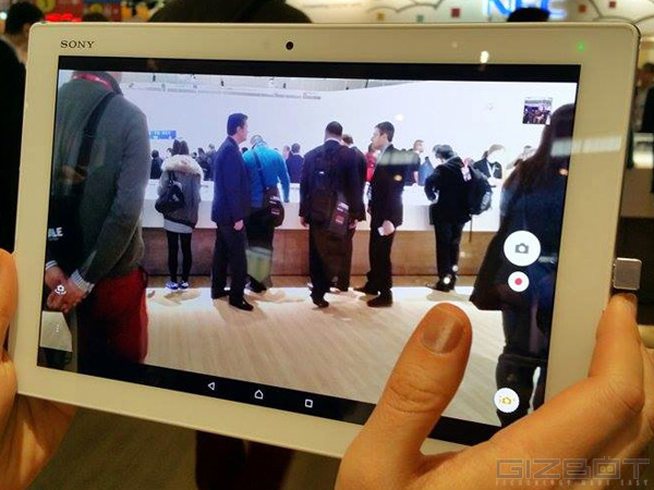 Sony Xperia Z4 Tablet: Camera