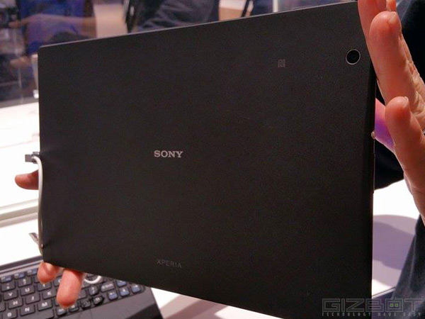 Sony Xperia Z4 Tablet: Software