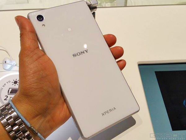 Sony Xperia M4 Aqua Hands on First Look