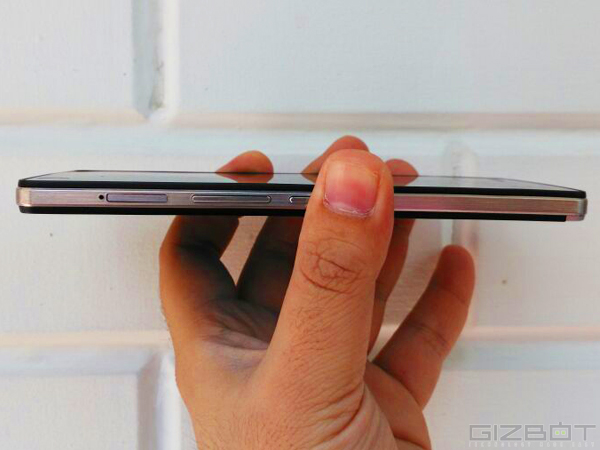 Lava Icon Smartphone with 13MP Camera, Blue Glass Filter Launched