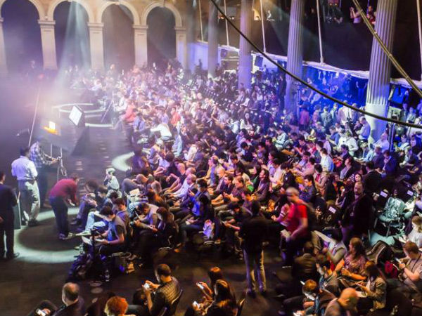 Huawei P8 Max Launched With 6.8-inch Display: Is it Too Big?