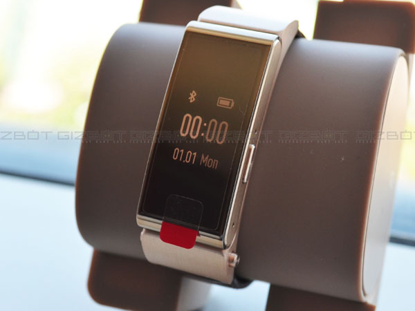 Huawei TalkBand B2 First Impression