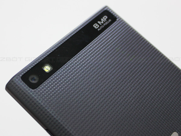 BlackBerry Leap Full Review
