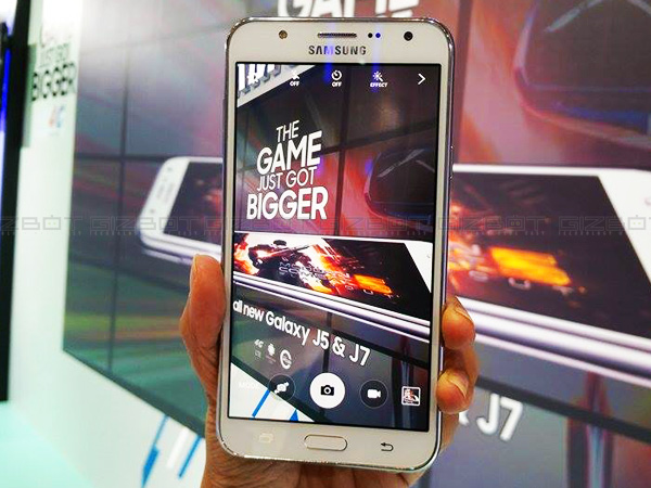 Samsung Unveils Selfie-Focused Galaxy J5 And Galaxy J7 in India