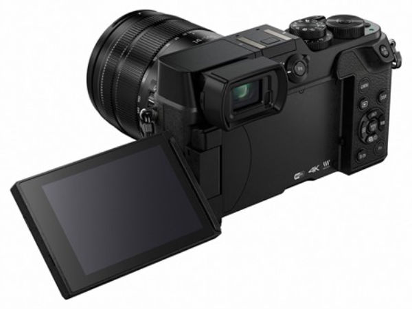Mirror-less Lumix DMC-FZ300 and DMC-GX8 launched!