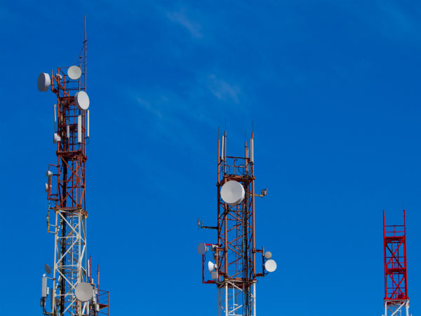 Telcos not meeting standards on call drop issue: TRAI Telcos not meeting standards on call drop issue: TRAI