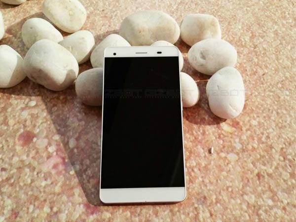 Lava Pixel V1 first impressions