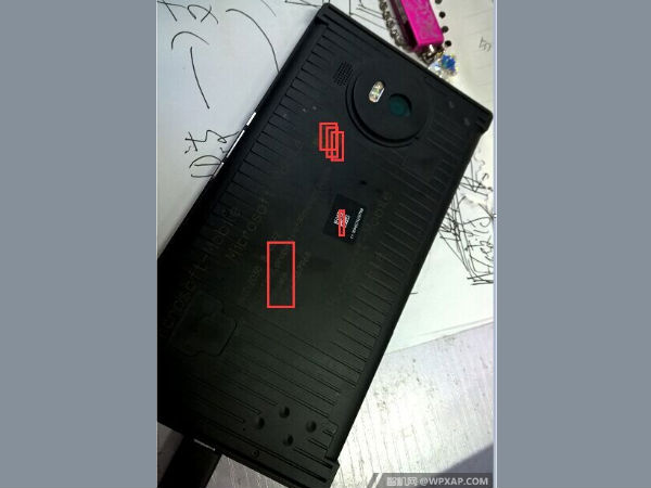 Leaked Lumia 950 XL images hints at Microsoft's upcoming flagship phon