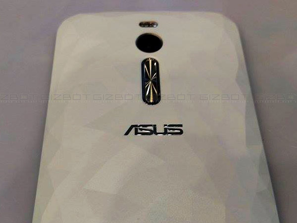 Asus Zenfone 2 Deluxe with Intel Quad-Core CPU, 4GB RAM Launched