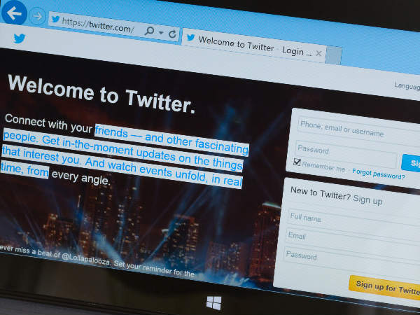 Tweets now visible on Google search