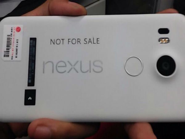New Nexus smartphones spotted in photo leaks, coming on September 29