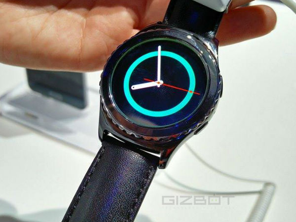 Samsung Gear S2 and S2 Classic with e-SIM and Rotatable Bezel launched