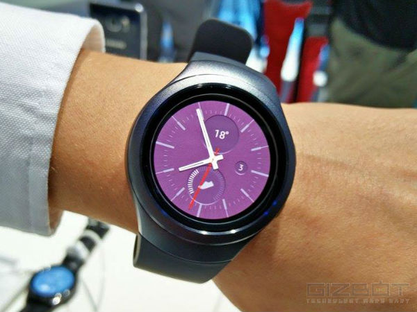 Samsung Gear S2 and S2 Classic with e-SIM and Rotatable Bezel launched