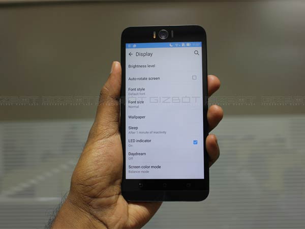 Asus ZenFone Selfie Review