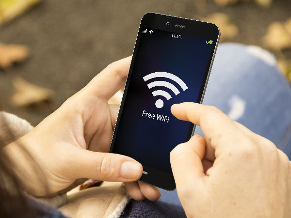 RJio launches unlimited free wi-fi at select places in Mumbai