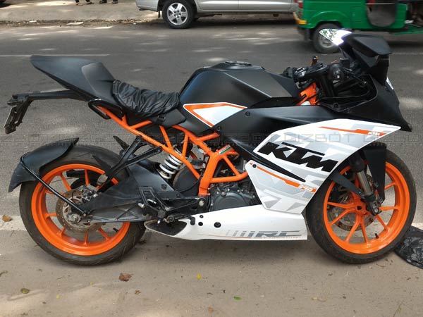 Asus ZenFone 2 Deluxe Review Asus ZenFone 2 Deluxe Review