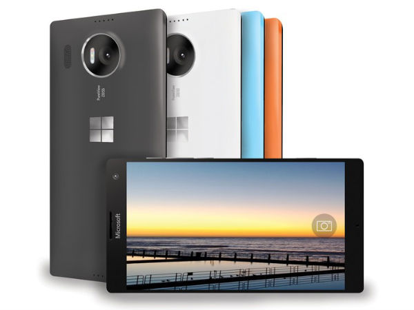 Microsoft 950XL comes with MicroSD expansion upto 200GB