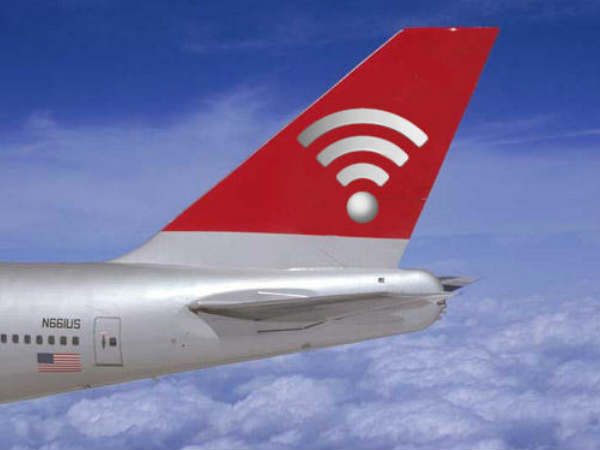 5 Simple Tips To Stay Connected to Internet When Traveling Abroad