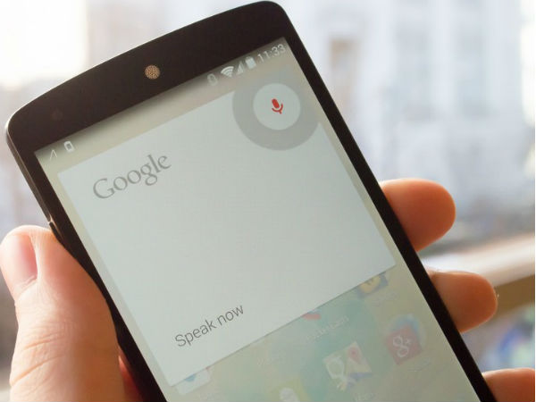 Here's how you can text on a smartphone without using you hands