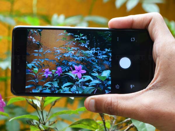 The Hits and Misses of OnePlus X Smartphone [Review & Camera Sample]