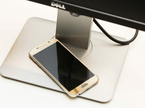 Dell announced a wireless monitor that wirelessly charges your phone