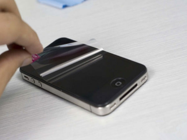 Peeling off the screen gaurd from your new phone