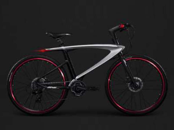 Letv Le 3D Helmet, LeMe Bluetooth Headphones and Super Cycle Announced