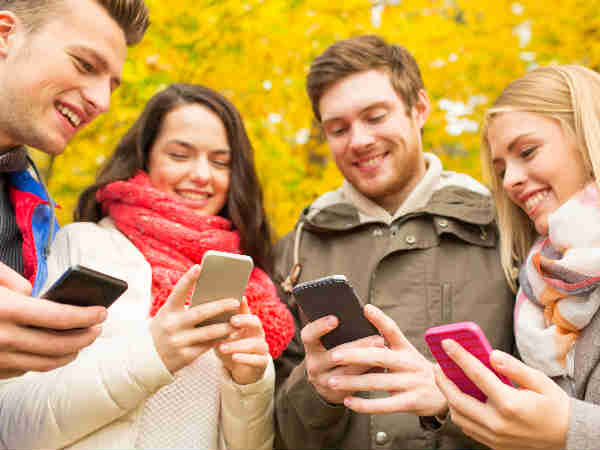 Most New Zealanders hooked to smartphones