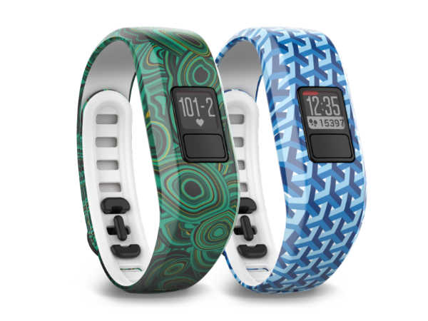 Yes! it comes with interchangeable bands!