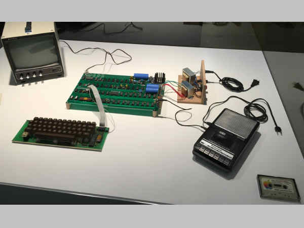 Take an inside look at the new Apple Museum in Prague Take an inside look at the new Apple Museum in Prague