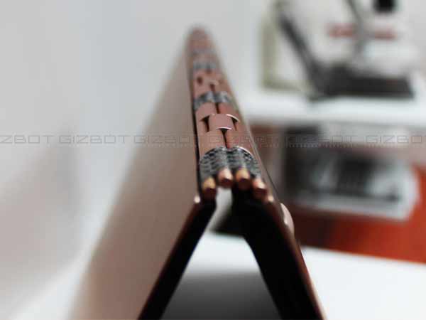 A First Look at Lenovo Yoga 900: A Stylish, Powerful And Flexible